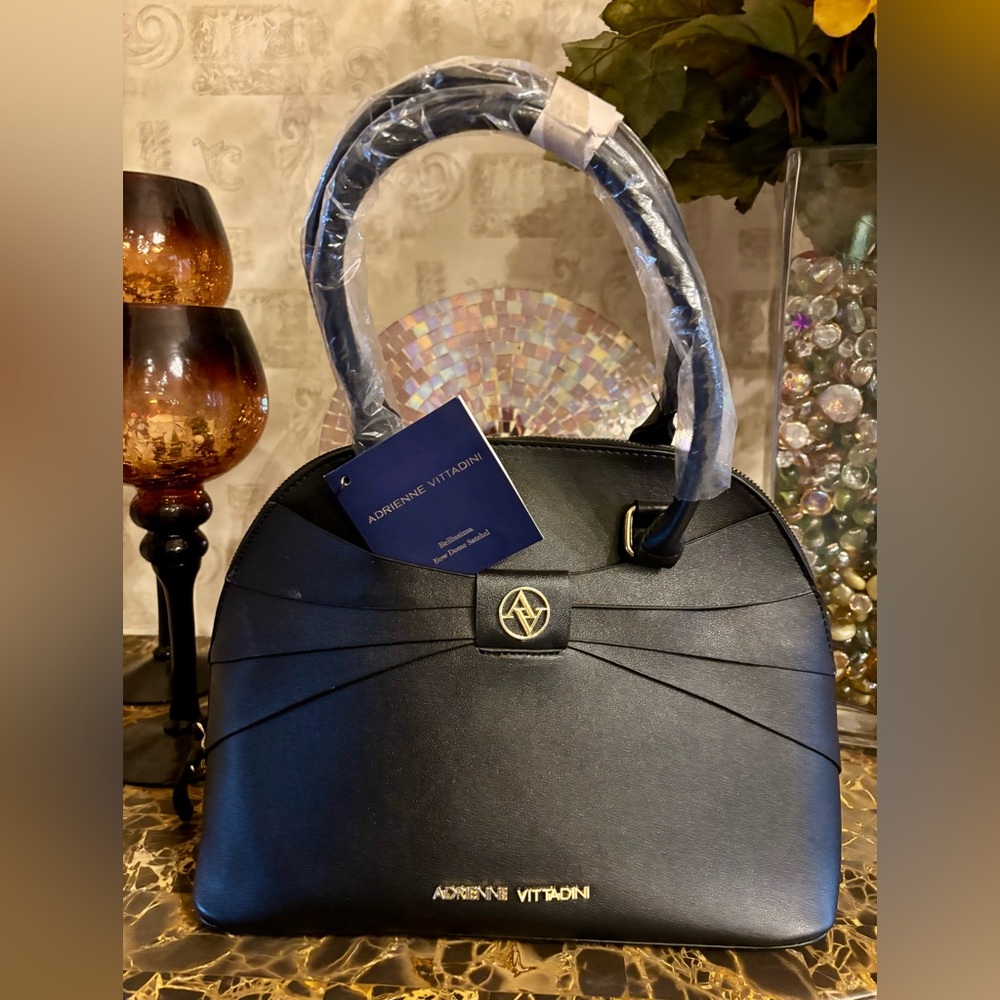 ADRIENNE VITTADINI Bellissima Bow Dome Satchel Handbag Black New W/Tags